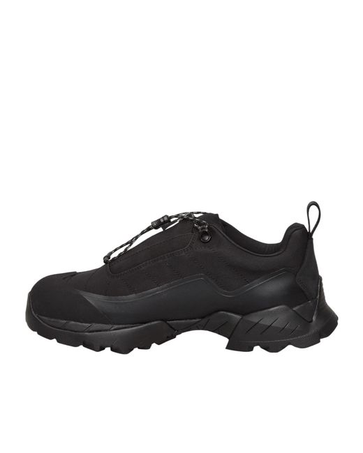 Roa Black Round-Toe Sneakers for men