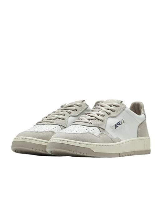 Autry White Medalist Logo Patch Low-Top Sneakers for men