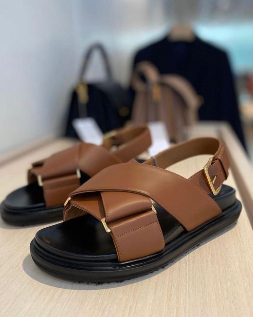 Marni Brown Criss-Cross Fussbett Sandals