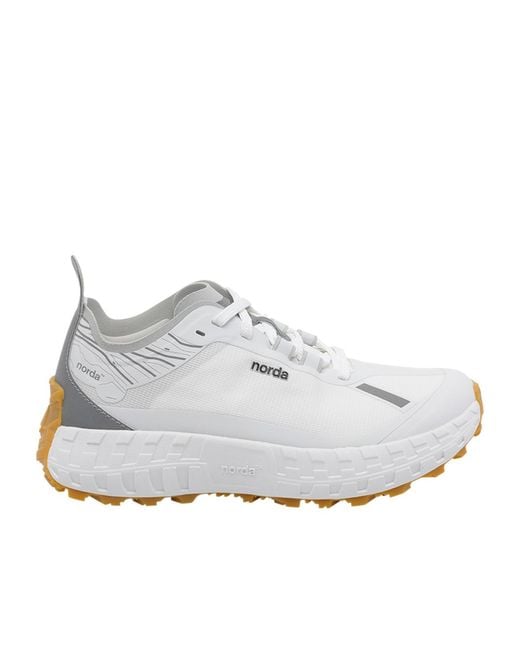 Norda White 001 Trail Low-Top Sneakers