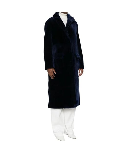 Blancha Black Long-Sleeved Coat