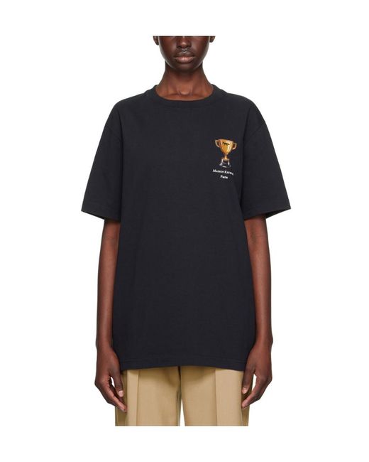 Maison Kitsuné Black Trophy Pattern Round Collar T-Shirt