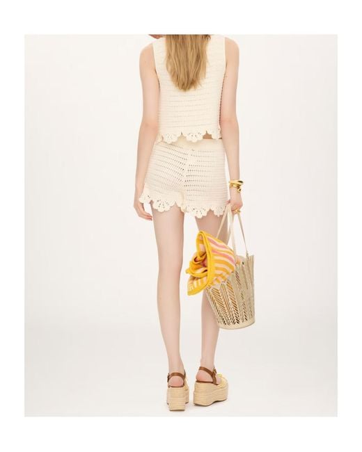 Chloé Natural High-Waisted Scalloped-Trim Cotton Shorts With Embroidered Hem Detail