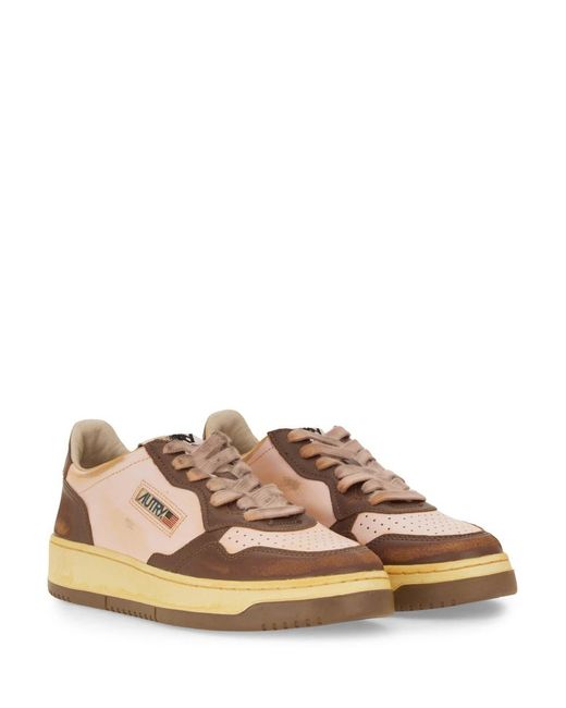 Autry Natural Medalist Super Vintage Low-Top Sneakers