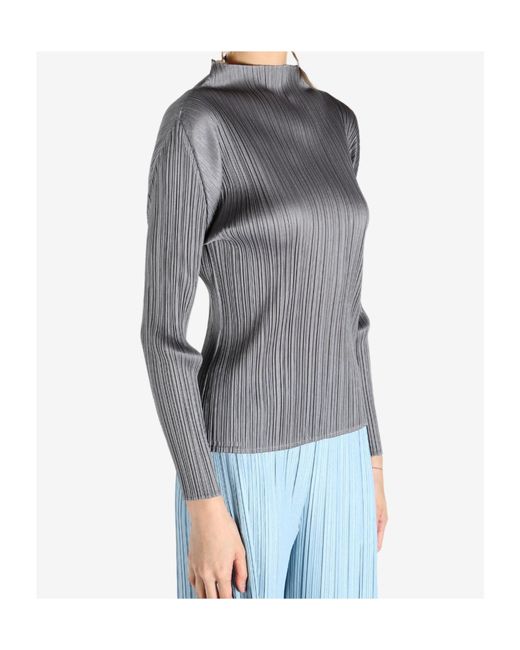 Pleats Please Issey Miyake Gray Long-Sleeved T-Shirt