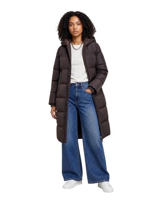 ARMANI EXCHANGE Black Quilted Down Puffer Coat With A Hood And Zip Pockets Icon