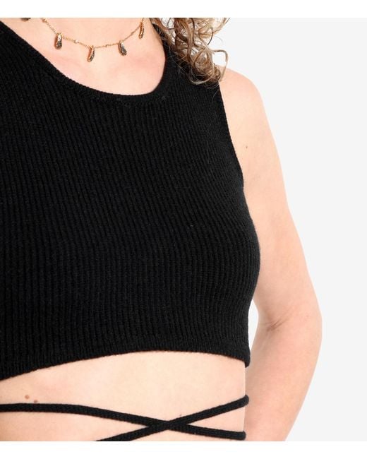 A PAPER KID Black Sleeveless Vest