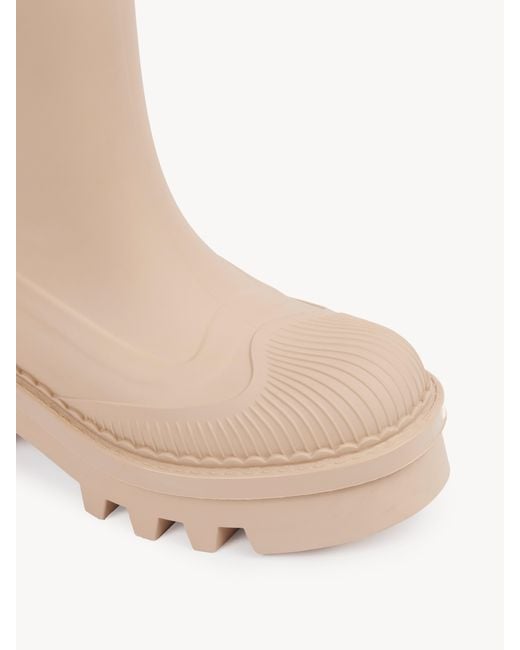 Chloé Natural Chloé Round Toe Chelsea Boots