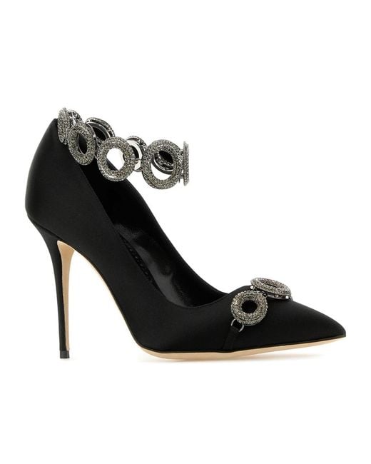 Manolo Blahnik Black Pointed High Heels