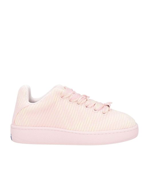 Burberry Pink Round-Toe Low-Top Casual Shoes