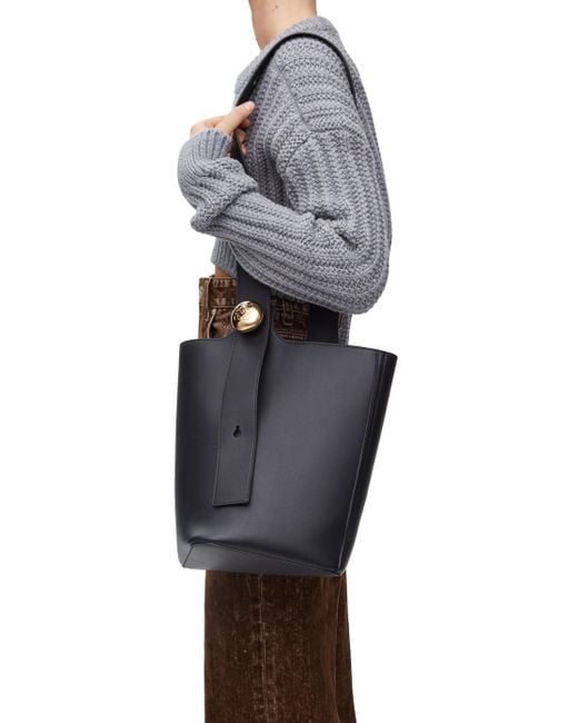 Loewe Black Medium Pebble Bucket Bag