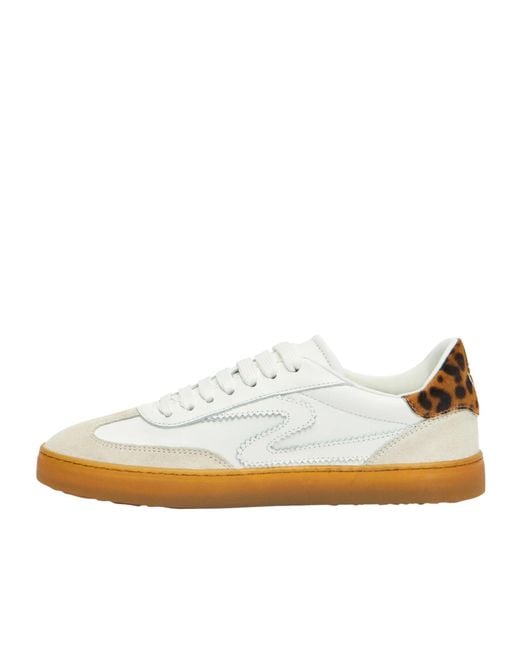 Stuart Weitzman White Round-Toe Low-Top Casual Shoes
