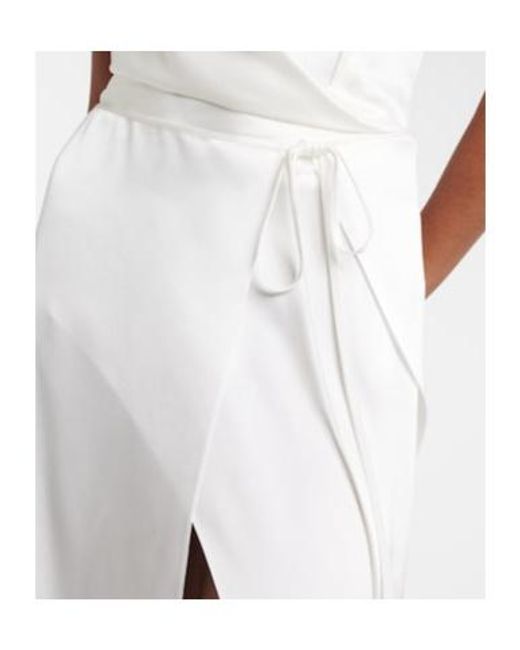 David Koma White Floral-Appliqué Gown