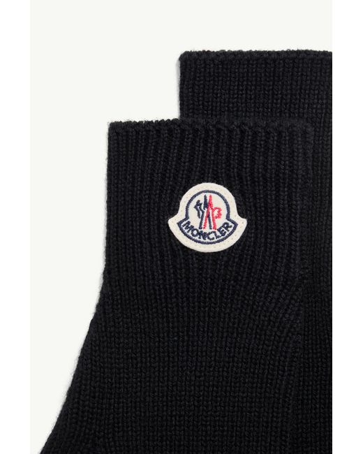 Moncler Black Logo Patch Knitted Gloves for men