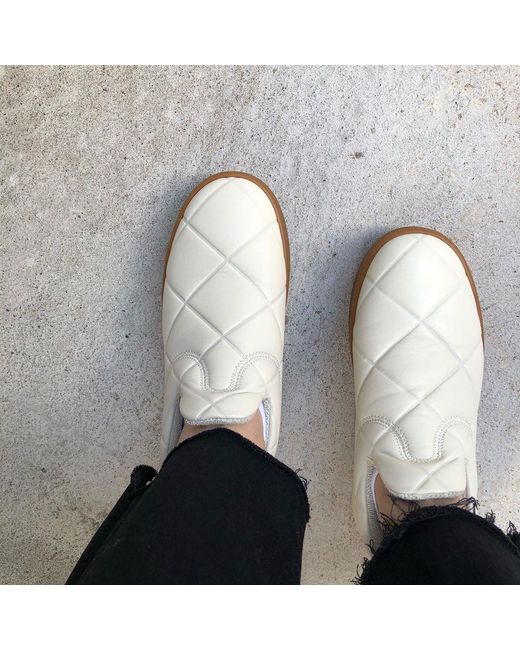 Bottega Veneta White Quilted Casual Sneakers for men