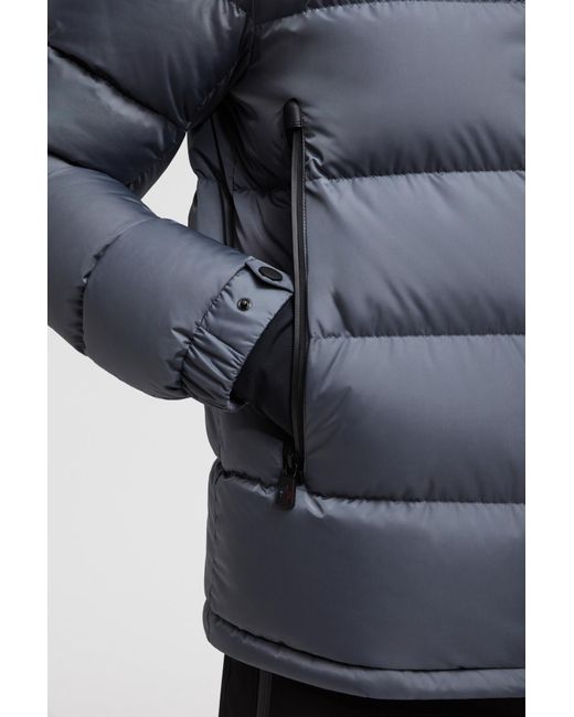 Moncler Gray Isorno Short Down Jacket for men