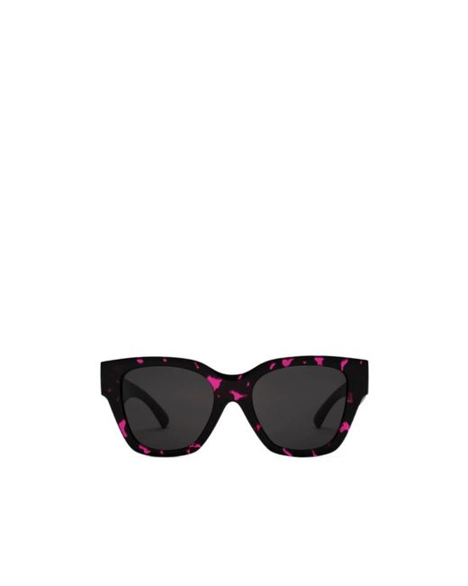 Burberry Black Heritage Square Sunglasses