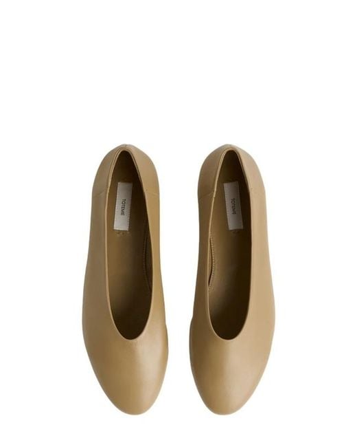 Totême  Natural Slip Nappa Ballerinas Desert