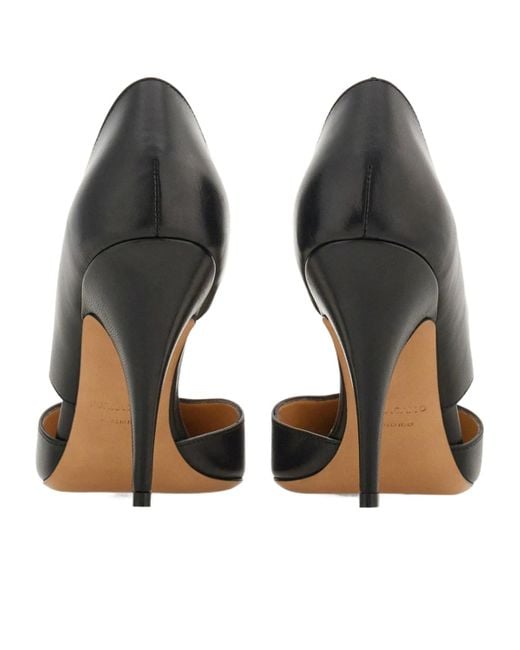 Ferragamo Black Pump With Gancini Detail