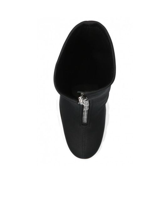 McQueen Black Slim Tread Zipped Boots