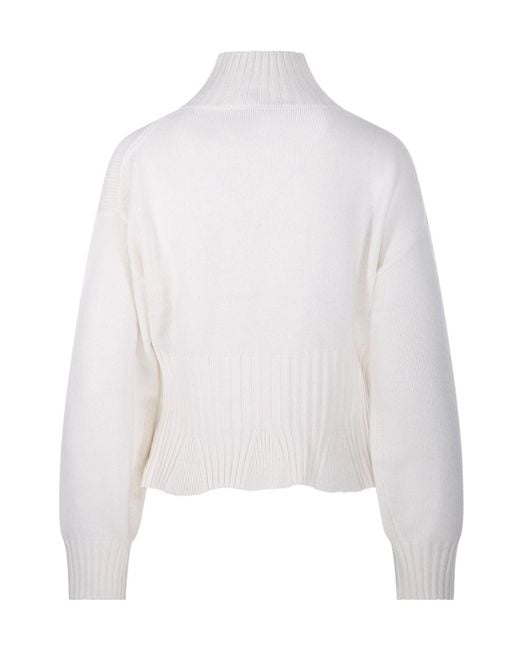 Allude White Boat-Neck Knit Top