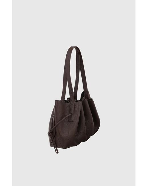 Yuzefi Black Scallop Shoulder Bag