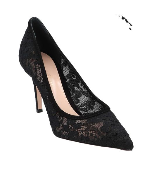 Gianvito Rossi Black Pumps