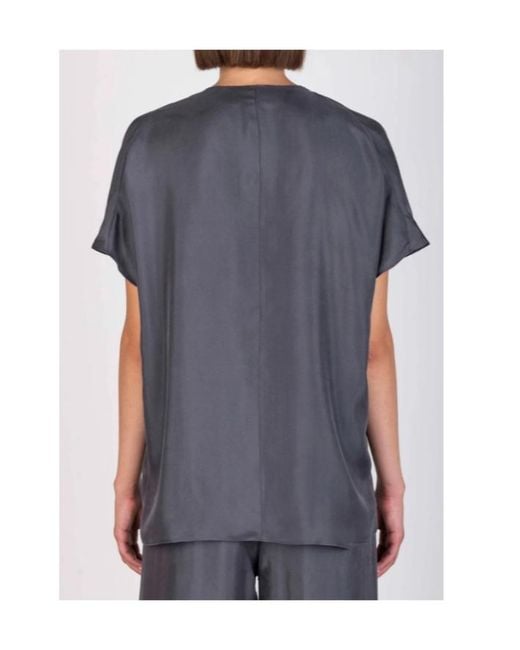 Alysi Gray V-Neck Short-Sleeve Top