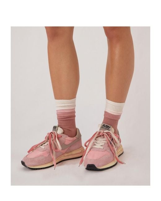 Autry Pink Logo-Patch Sneakers