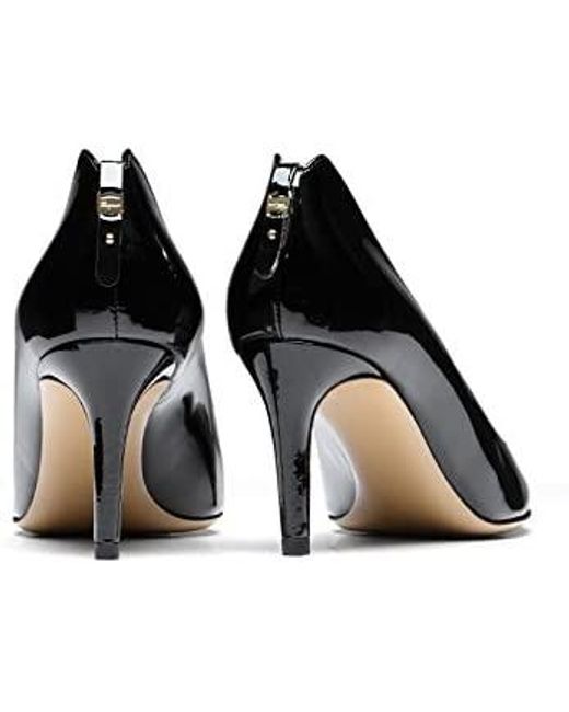 Ferragamo Black Shallow High-Heeled Shoes