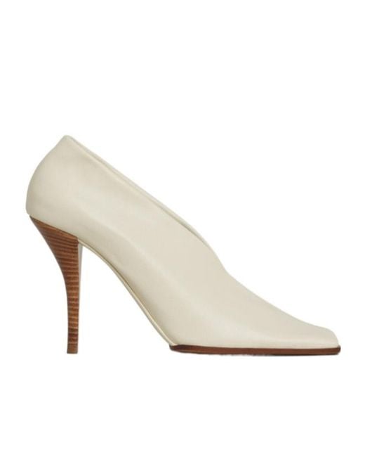 Alaïa White Alaïa Aubergine Soft Square Pumps