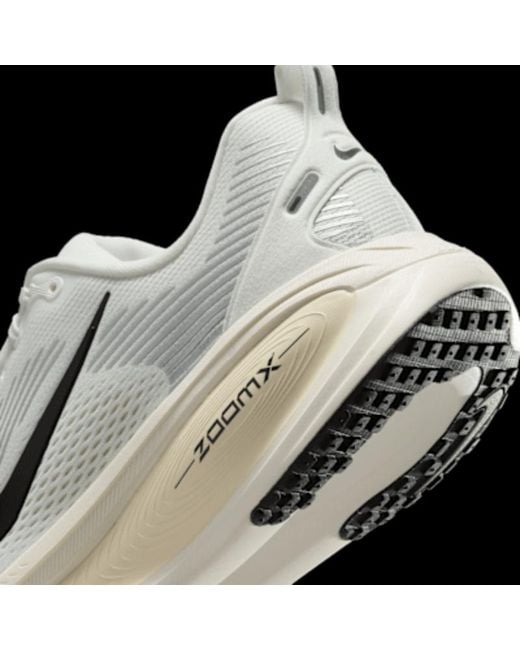 Nike Gray Vomero 18 Mesh Running Shoes for men