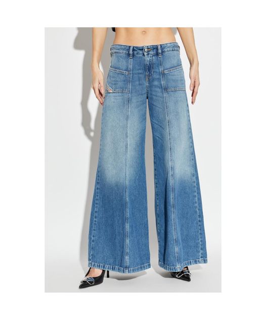 DIESEL Blue D-Akii 09M56 Flare Jeans