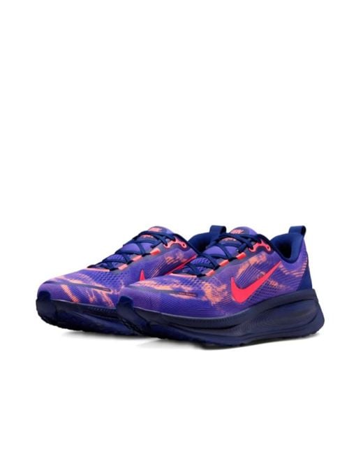 Nike Blue Vomero 18 Road Running Sneakers for men