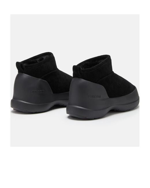 Moon Boot Black Round Toe Low-Top Boots