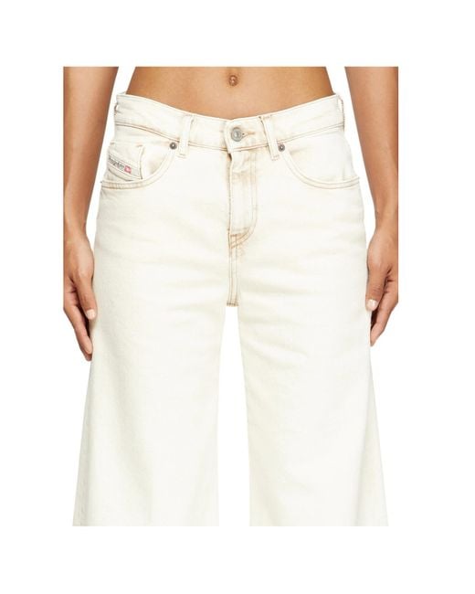 DIESEL White 1978 D-Akemi L32 Jeans