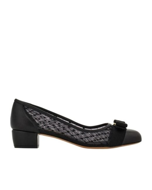 Ferragamo Black Ferragamo Vara Pumps
