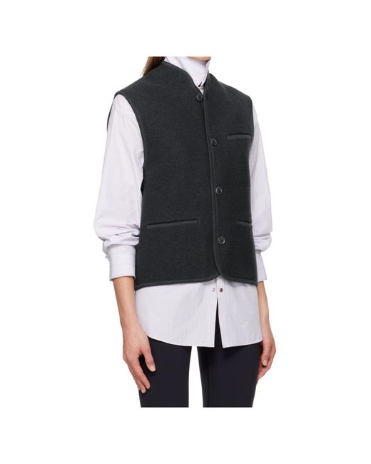 Rier Black Buttoned Gilet
