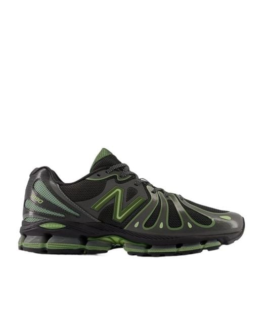 New Balance Green Abzorb 1890 Low-Top Running Shoes for men