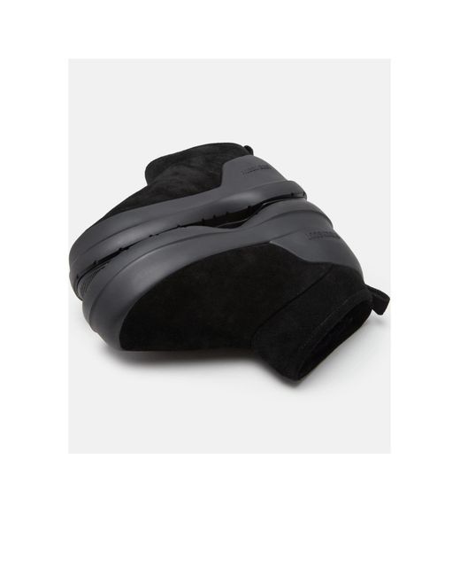 Moon Boot Black Round Toe Low-Top Boots