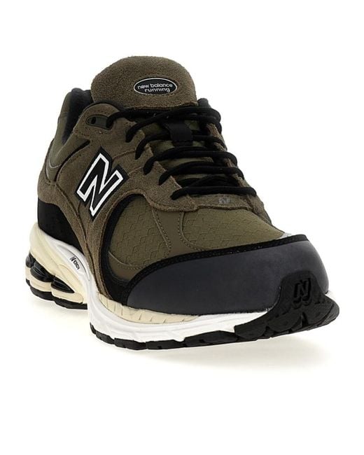 New Balance Black 2002R Lace-Up Sneakers for men