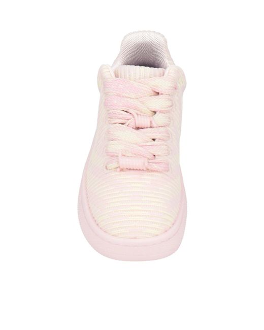 Burberry Pink Round-Toe Low-Top Casual Shoes