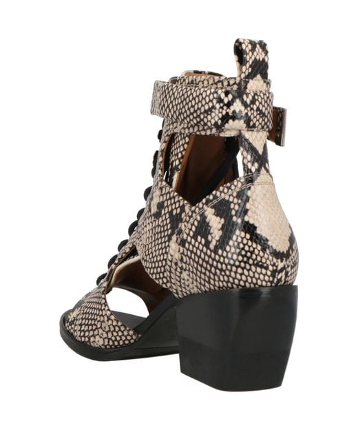 Chloé Brown Lace-Up Ankle Boots