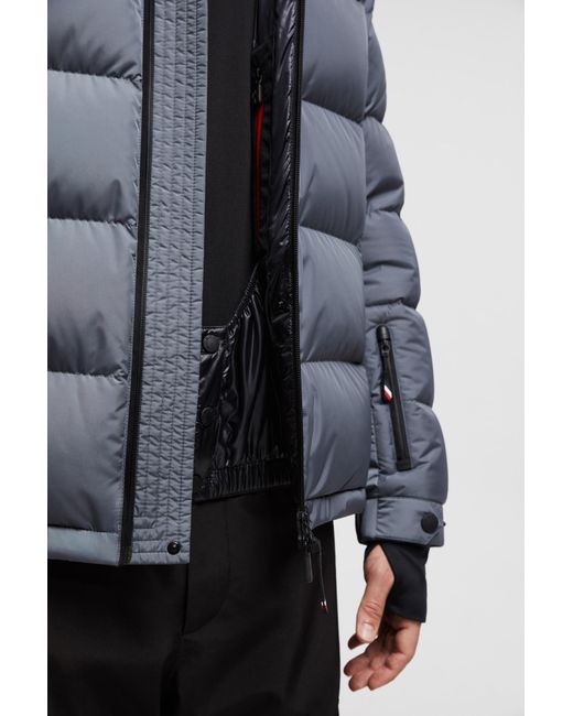 Moncler Gray Isorno Short Down Jacket for men
