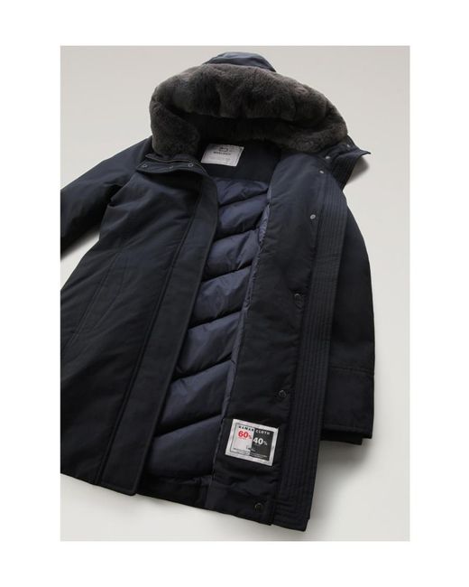 Woolrich Blue Logo-Patch Zip-Up Padded Coat