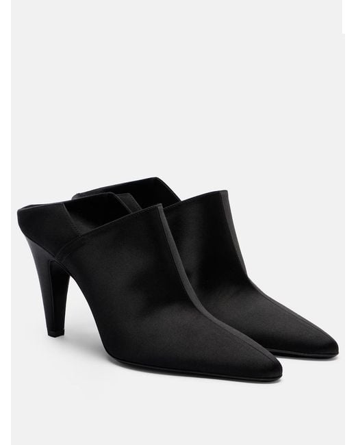 Alaïa Black Pointed-Toe Mules
