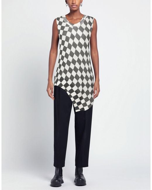 MM6 by Maison Margiela White Multi-Color Sleeveless Knit Top
