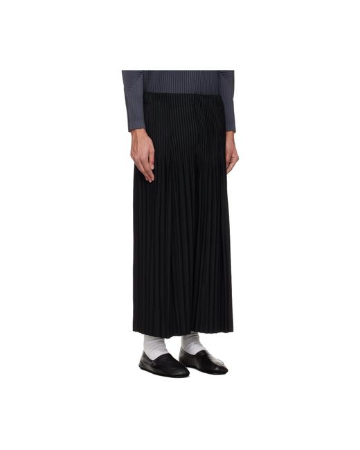 Homme Plissé Issey Miyake Black Pleated Cropped Trousers for men