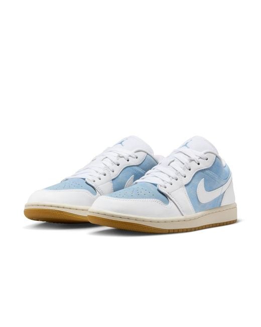 Nike Blue Lace-Up Low-Top Casual Shoes for men