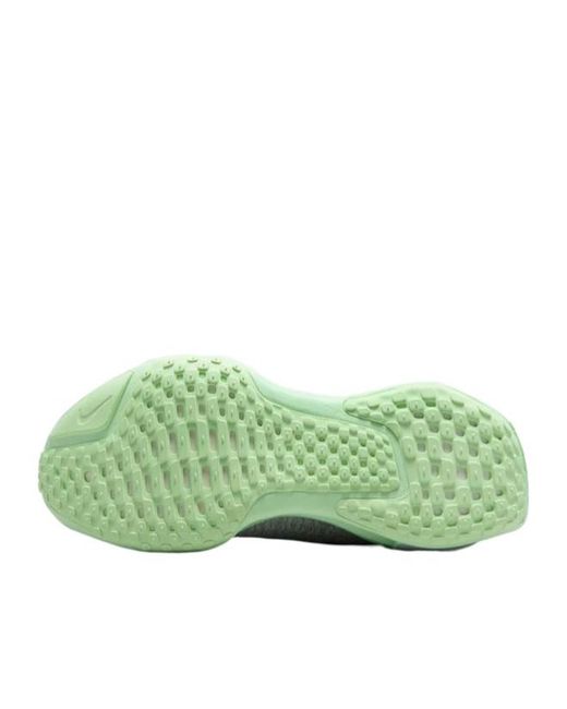 Nike Green Invincible 3 Sneakers